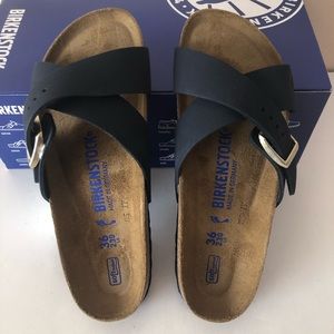 Birkenstock Siena II leather soft footbed black sandal. Size: 5, 5.5, 36